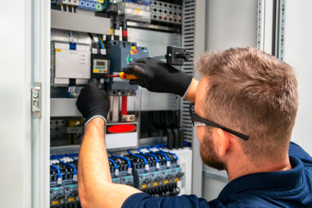Best Affordable Emergency Electrician  in Stoughton, WI