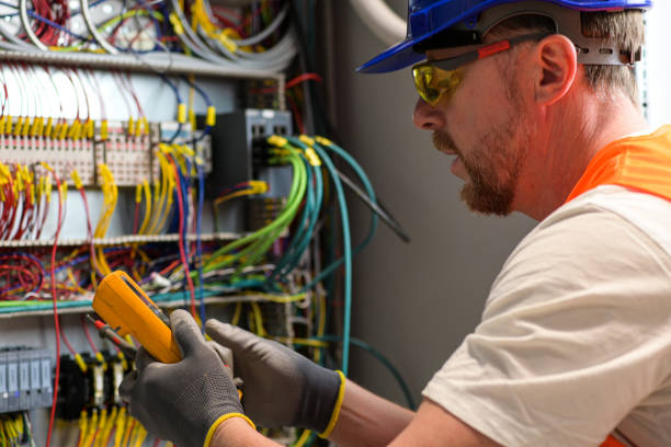 Best Licensed Electrician  in Stoughton, WI