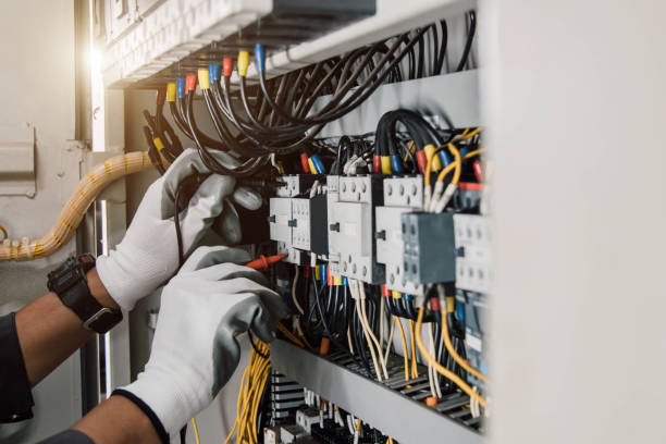 Best Licensed Electrician  in Stoughton, WI